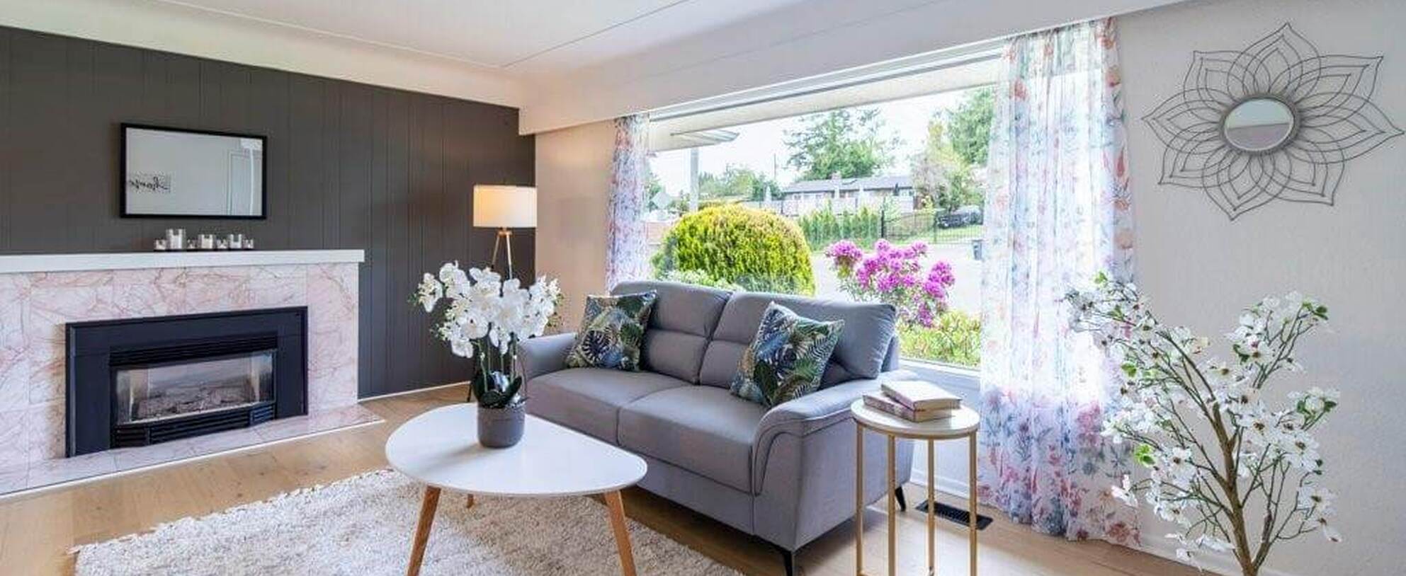 clean modern living room